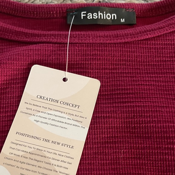 NWT Beautiful Burgundy Dress with long sleeve and tie waist in size Medium! - Picture 8 of 11